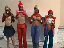 Funny Ass-Flashing Girlfriends