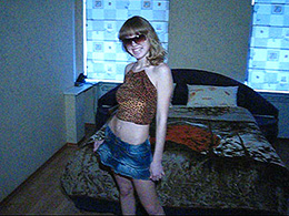 Teeny Teaser Gets Naked on Cam